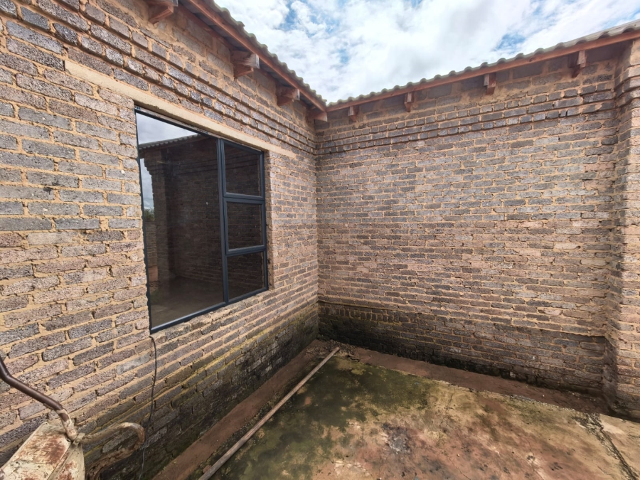 5 Bedroom Property for Sale in Parys Free State